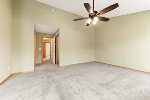 15726 Frisian Ln, Apple Valley, MN 55124 - Photo 14
