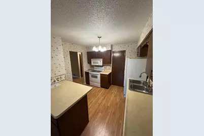 1890 Fox Ridge Drive #B, West Saint Paul, MN 55118 - Photo 1