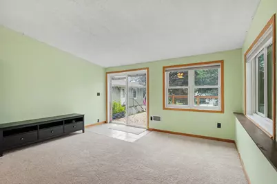 549 18th Avenue N, South Saint Paul, MN 55075 - Photo 8
