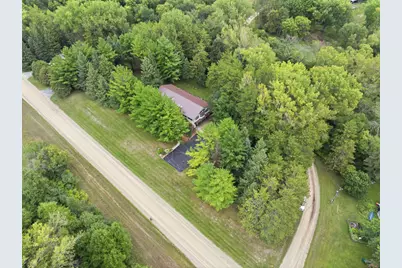 101 Park Lane, Kenyon, MN 55946 - Photo 2