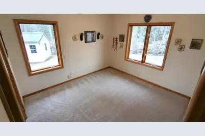 1217 Taft Street E, Thief River Falls, MN 56701 - Photo 18