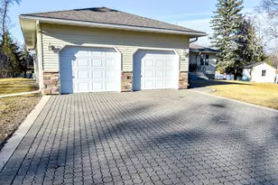 1217 Taft St E, Thief River Falls, MN 56701 - Photo 30