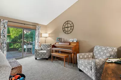 1926 Hart Drive SW, Rochester, MN 55902 - Photo 6