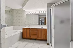 18512 Lime Tree Ct, Minnetonka, MN 55345 - Photo 12