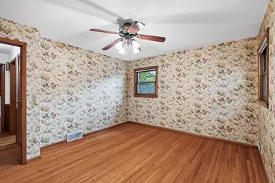 304 Territorial Street E, Watertown, MN 55388 - Photo 12