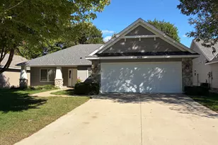 909 17th St SE, Willmar, MN 56201 - Photo 1