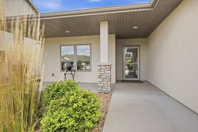 4272 30th Street S, Saint Cloud, MN 56301 - Photo 2