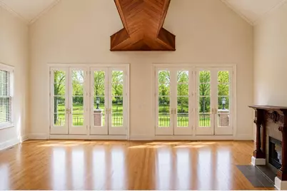 383 Portland Avenue #Carriage House, Saint Paul, MN 55102 - Photo 10