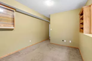 8841 Brunswick Path, Inver Grove Heights, MN 55076 - Photo 36
