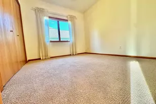 1112 Travis Rd, Marshall, MN 56258 - Photo 14