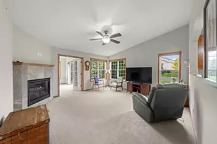 6481 Ojibway Path, Lino Lakes, MN 55014 - Photo 8