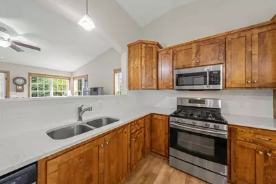 6481 Ojibway Path, Lino Lakes, MN 55014 - Photo 6