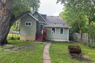 878 Monroe Ct, Saint Paul, MN 55102 - Photo 10