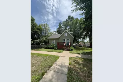 878 Monroe Court, Saint Paul, MN 55102 - Photo 2