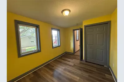878 Monroe Court, Saint Paul, MN 55102 - Photo 16