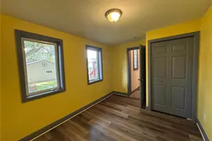 878 Monroe Ct, Saint Paul, MN 55102 - Photo 16