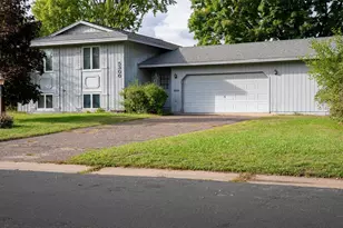 5300 77th Ave N, Brooklyn Park, MN 55443 - Photo 1