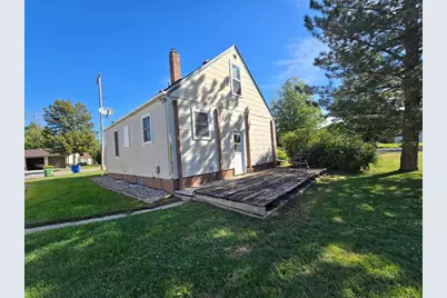 504 6th Avenue SW, Pipestone, MN 56164 - Photo 6