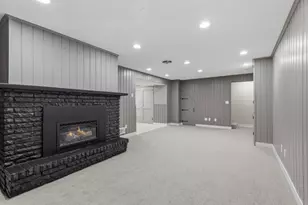 5613 Warden Ave, Edina, MN 55436 - Photo 36