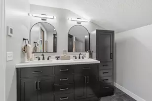 5613 Warden Ave, Edina, MN 55436 - Photo 24