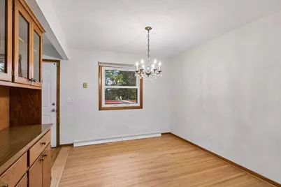1616 Sandhurst Avenue E, Maplewood, MN 55109 - Photo 20