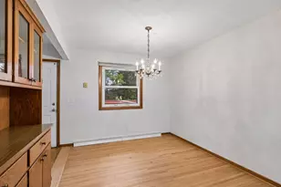 1616 Sandhurst Ave E, Maplewood, MN 55109 - Photo 20