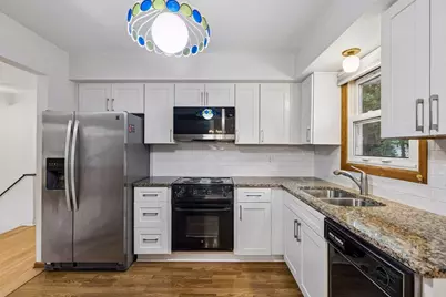 1616 Sandhurst Avenue E, Maplewood, MN 55109 - Photo 32
