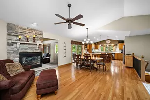 16185 Inglewood Dr, Lakeville, MN 55044 - Photo 4