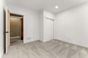21761 Pine Tree Cir, Lakeville, MN 55044 - Photo 54