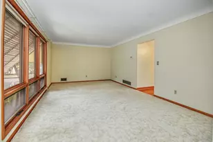 830 Pedersen St, Saint Paul, MN 55119 - Photo 2