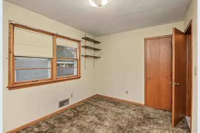 830 Pedersen Street, Saint Paul, MN 55119 - Photo 10