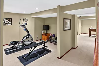 2398 Hunter Drive, Chanhassen, MN 55317 - Photo 50