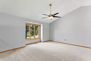 2824 McKinley Dr, Woodbury, MN 55125 - Photo 6