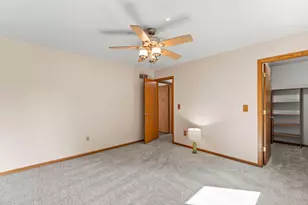 2824 McKinley Dr, Woodbury, MN 55125 - Photo 22