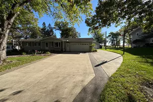 1655 Woodcrest Ave, Owatonna, MN 55060 - Photo 44