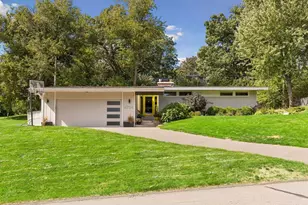 4734 Coventry Rd E, Minnetonka, MN 55345 - Photo 2