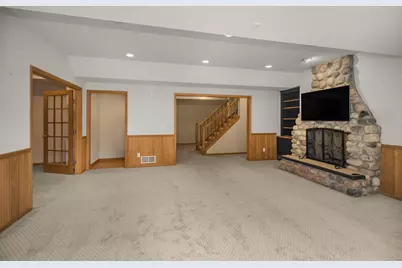 818 Park Place Drive, Mendota Heights, MN 55118 - Photo 32