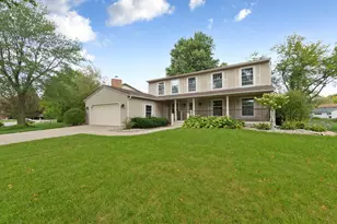 1029 Oak Terrace Dr, North Mankato, MN 56003 - Photo 1