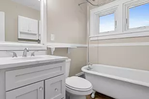 902 Hunt Pl, Saint Paul, MN 55114 - Photo 24