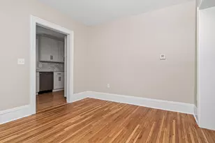 902 Hunt Pl, Saint Paul, MN 55114 - Photo 4