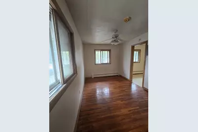 1715 Thomas Avenue, Saint Paul, MN 55104 - Photo 8