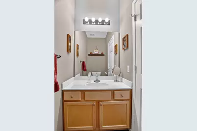 798 Cedar Street #2, Saint Paul, MN 55103 - Photo 10