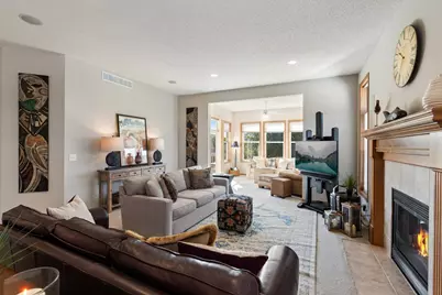 18711 Farmstead Circle, Eden Prairie, MN 55347 - Photo 10