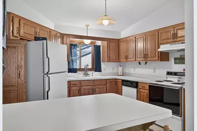 8709 Norway Street NW, Coon Rapids, MN 55433 - Photo 12