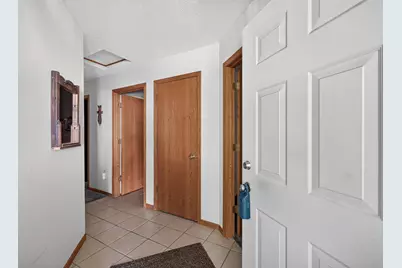 8709 Norway Street NW, Coon Rapids, MN 55433 - Photo 4