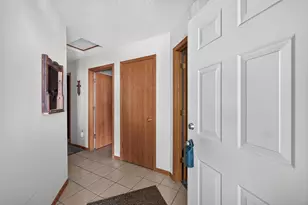 8709 Norway St NW, Coon Rapids, MN 55433 - Photo 4
