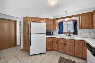 8709 Norway Street NW, Coon Rapids, MN 55433 - Photo 14