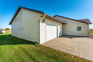 1110 2nd St NE, Elbow Lake, MN 56531 - Photo 54