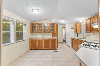 6167 Royal River Road, Braham, MN 55006 - Photo 8