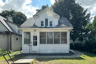324 Topping St, Saint Paul, MN 55117 - Photo 1